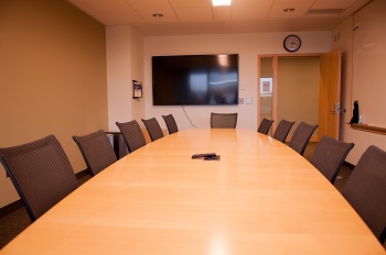 image of 1E-119 conference room setup