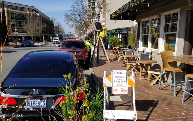 Three-minute parking has been set up at three locations on Main Street.