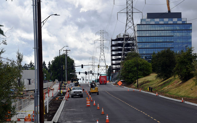 Lattice towers to be replaced on 124th Avenue Northeast