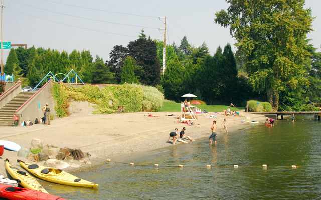 Bellevue-Beach.jpg Bellevue-Beach.jpg