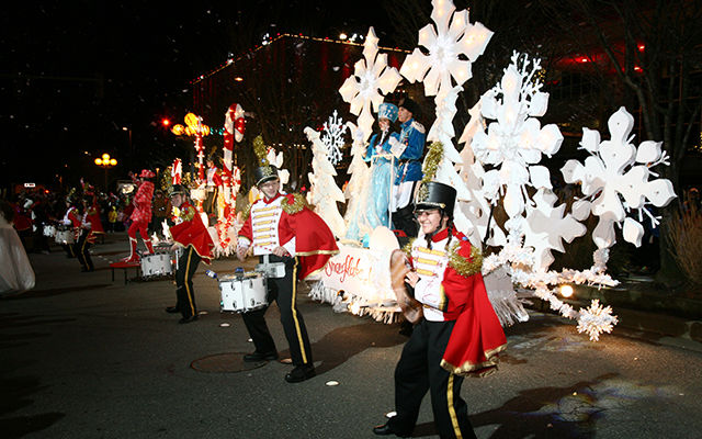 Snowflake-Lane-Drummers-640.jpg Snowflake-Lane-Drummers-640.jpg