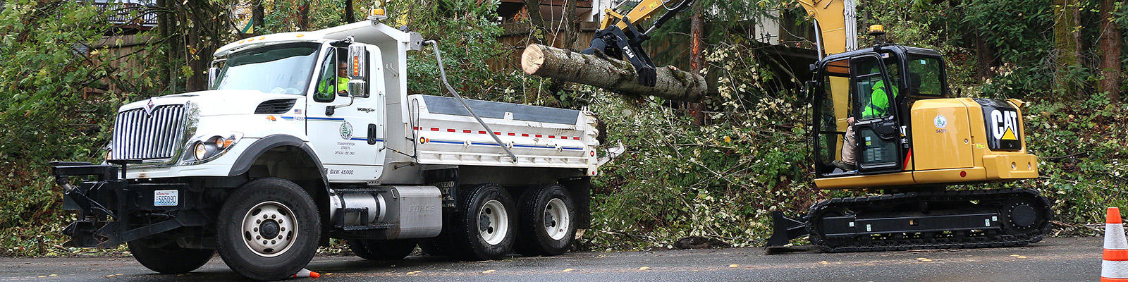 Street-maintenance-after-storm.jpg Street-maintenance-after-storm.jpg