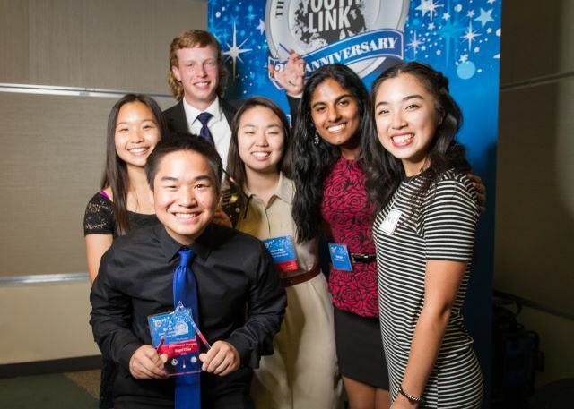2015 Youth Link leadership award winners