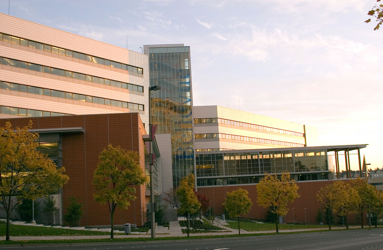 City Hall from Northeast Fourth Street