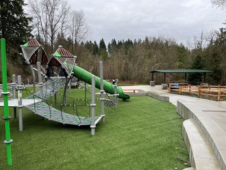 image of playground at Bridle Trails Valley Creek Park